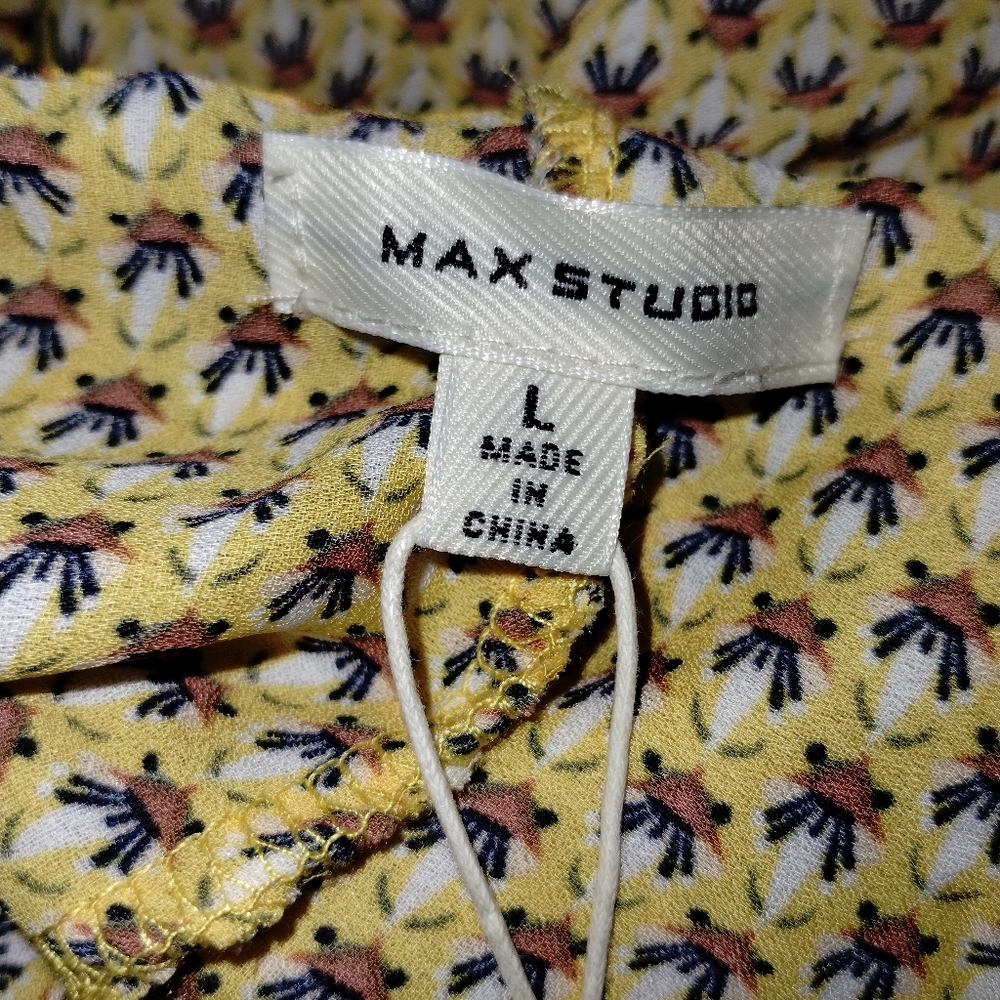 Max Studio NWT Yellow Patterned Blouse Ruffle Sleeves - Picture 4 of 9